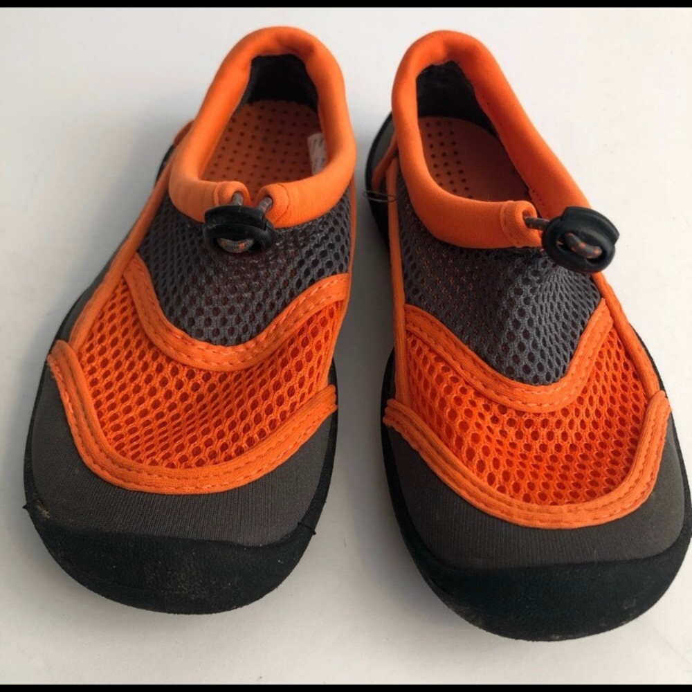 Wonder Nation Water Shoes